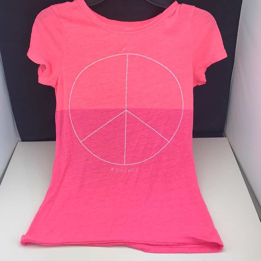 American Eagle give peace a chance top Sz M